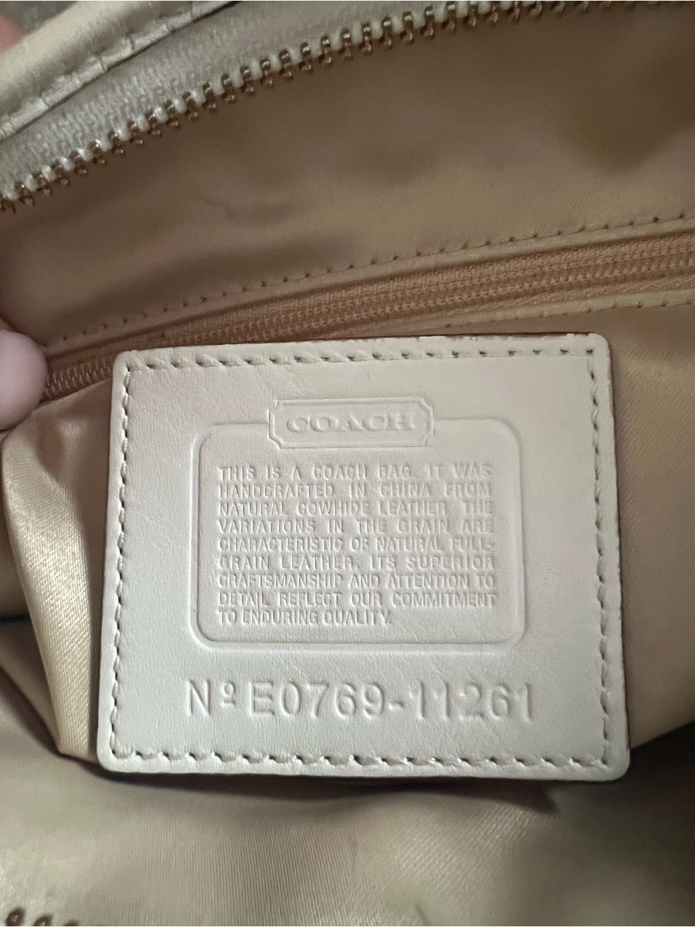 COACH Ergo Hampton Shoulder Bag - Cream Leather & Gold Hardware - Picture 4 of 4
